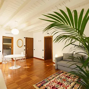 Domus - Residenza Marconi Appartamento Verona